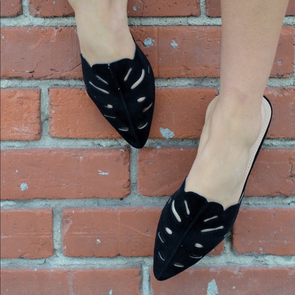 1 left! Soft Vegan Suede LaserCut Mule Flat - Picture 3 of 4